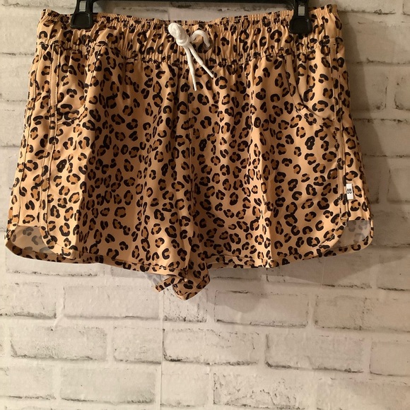 BONDI BEAMERS Women’s Size 12 Leopard Print Swim Shorts - Picture 4 of 6